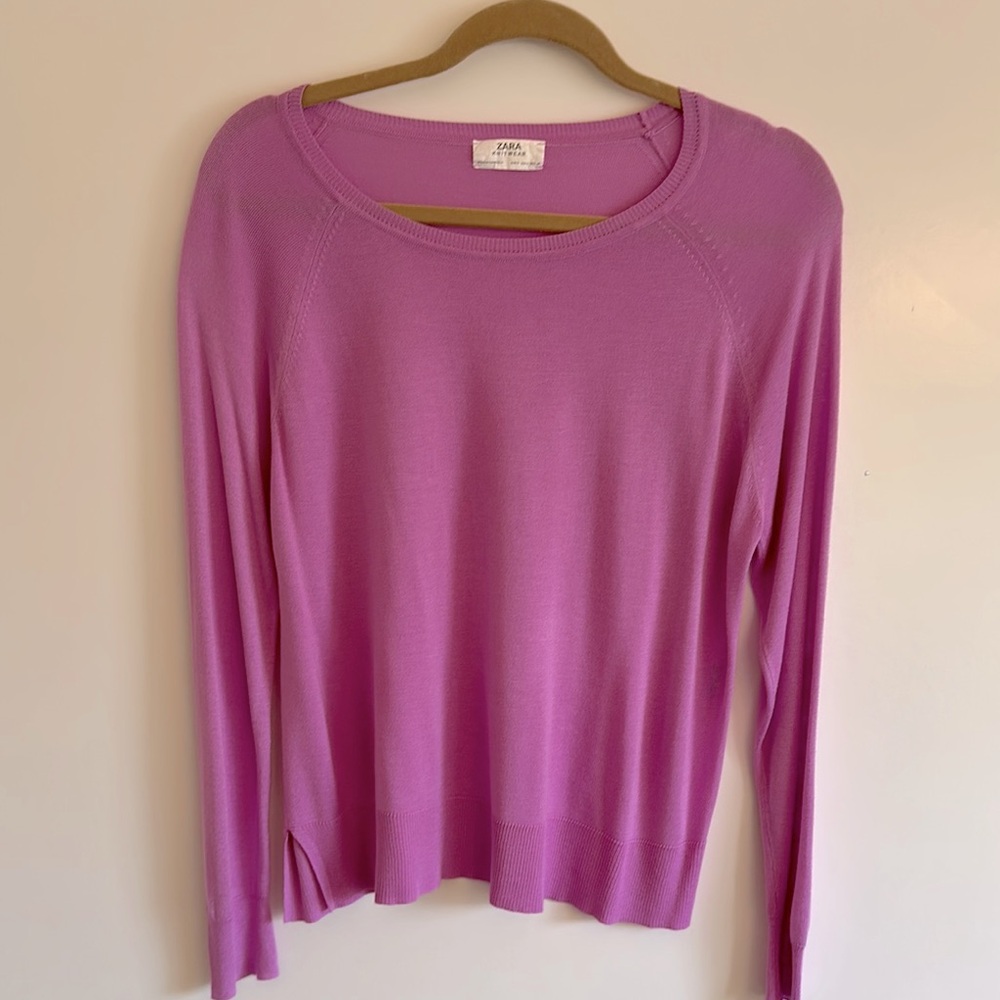 Zara Lavender Crew Neck Knit Side Slit Sweater Size Small